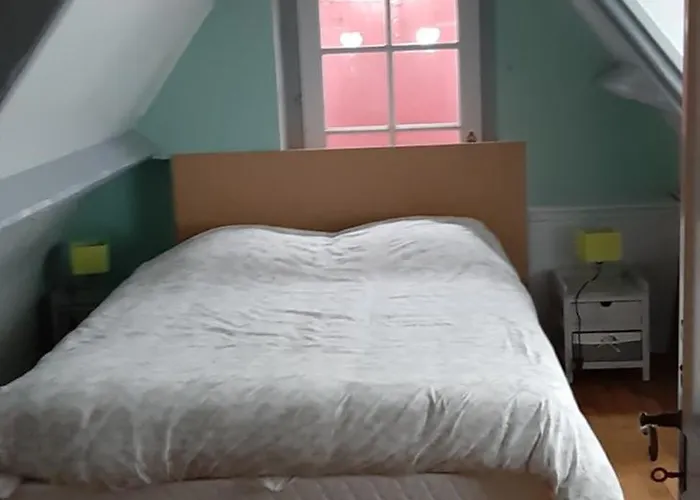 Holiday home Les Ormeaux *