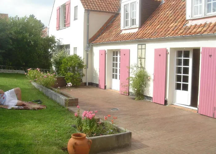 Holiday home Les Ormeaux *